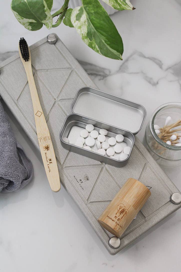 The "Everything" Travel Tin / Blade Bank